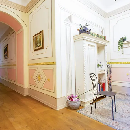 Bellevue Palazzo Pitti By Interhome فلورنس