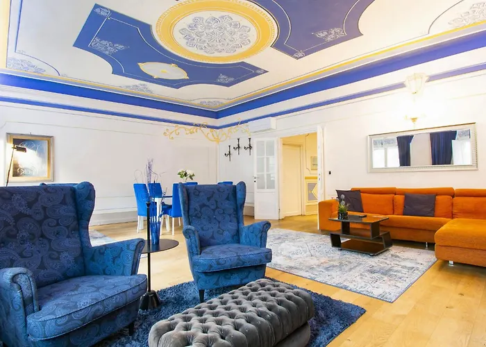 Bellevue Palazzo Pitti By Interhome *